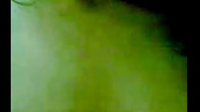 Así que me encantan estos enormes pezones lechosos - videos completos de lesvianas Nena lactante asiática
